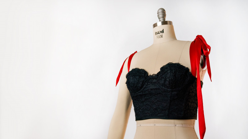 Turning the Parker Corset Into a Bustier with Straps