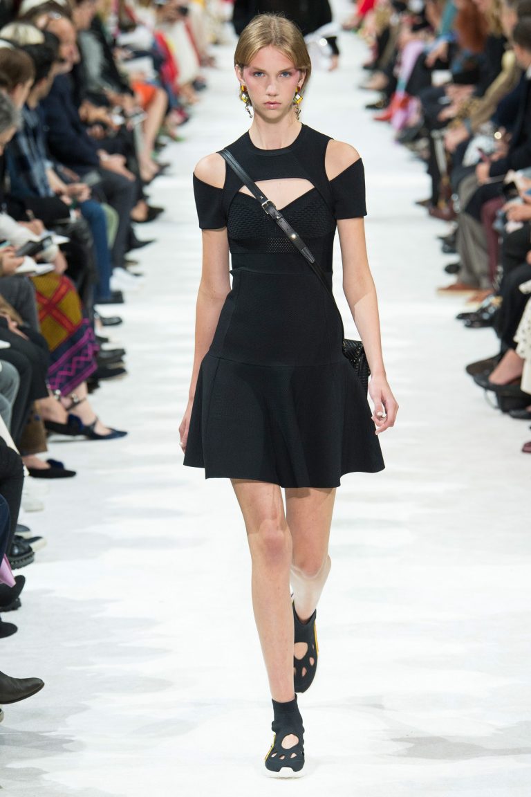 Trend Report: Top Silhouettes at Paris Fashion Week - Mood Sewciety