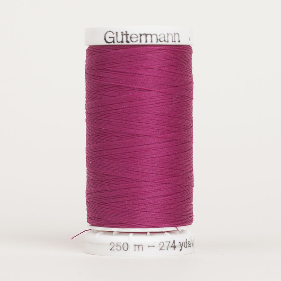 Gutermann Sew All Thread 250m - 938 Magenta