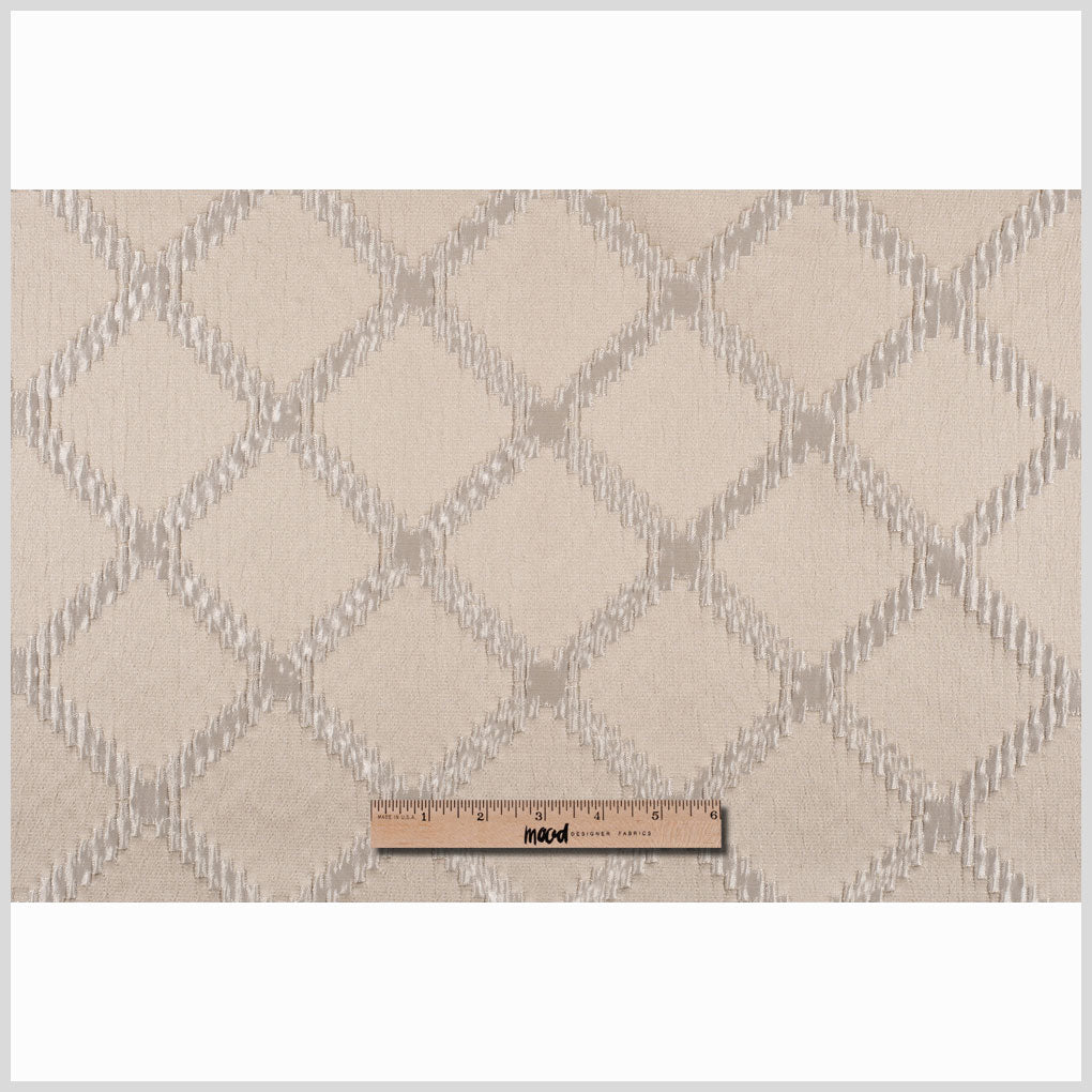 Ivory Diamonds Brocade Full