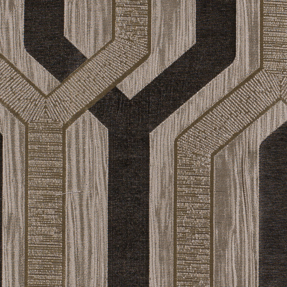 Gold Geometric Poly - Detail