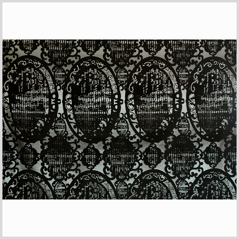 Black Classical Luxe Velvet Full