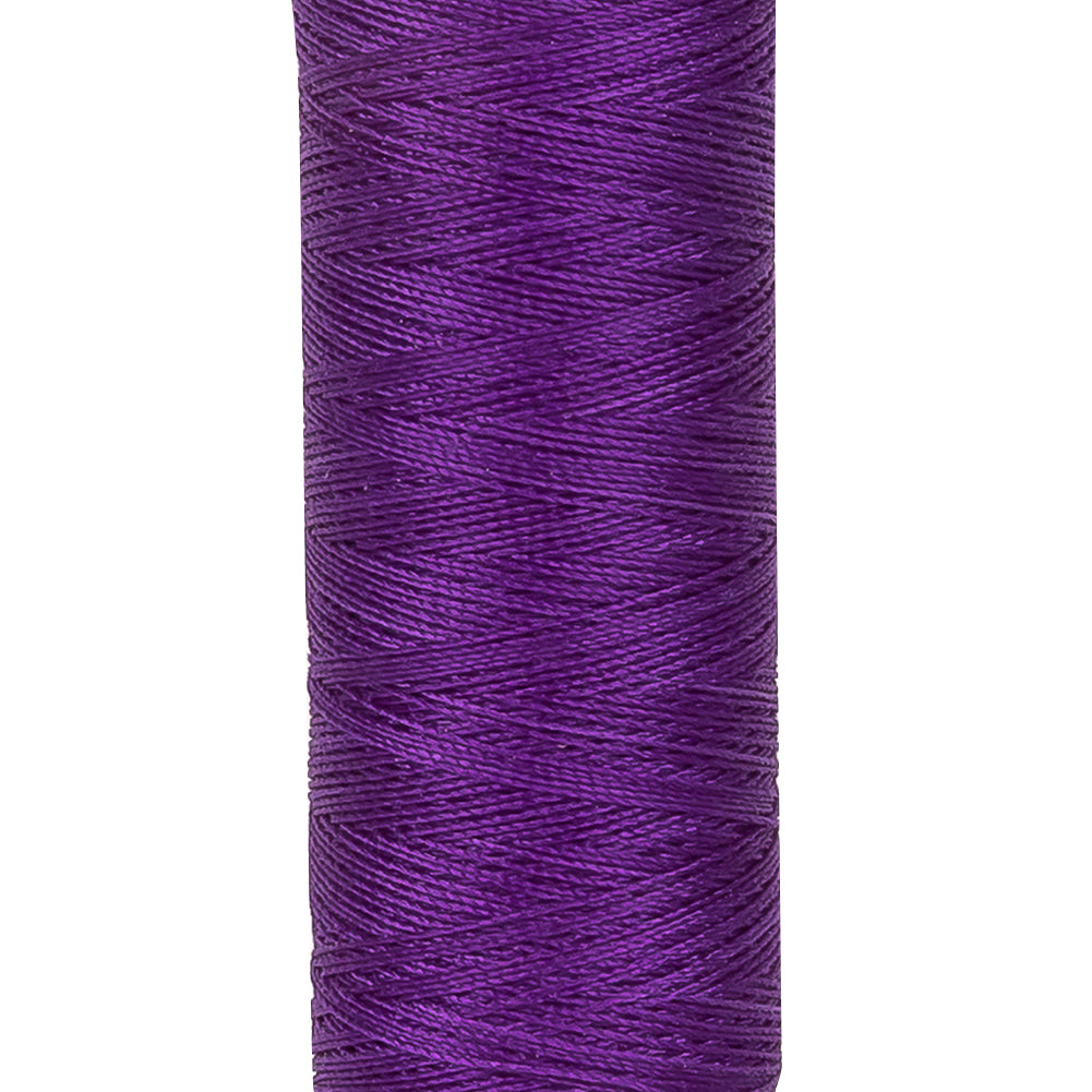 392 Hydrangea 100m Gutermann 100% Recycled Polyester Thread - Detail