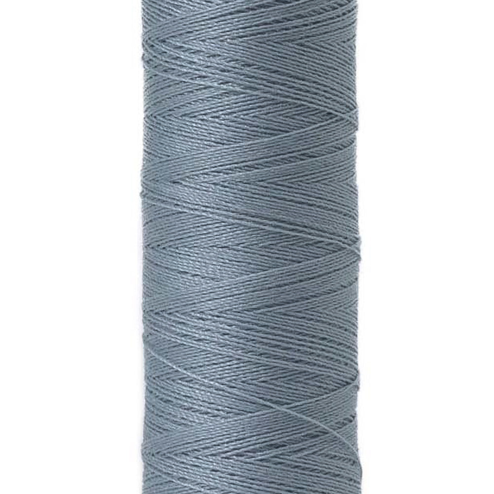 Gutermann Recycled Polyester Thread 100m - 038 Mist Gray - Detail