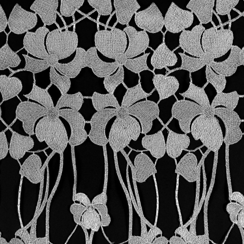 Metallic Silver Floral Lace Trimming - 16" Detail