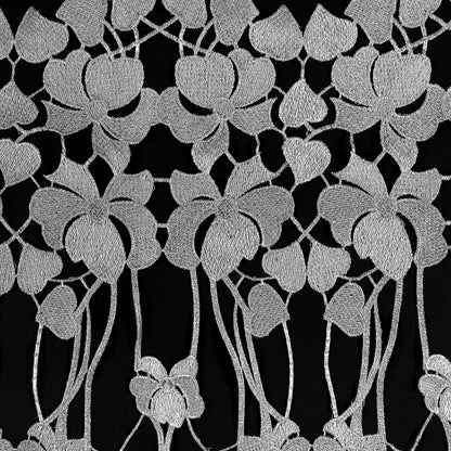 Metallic Silver Floral Lace Trimming - 16" Detail