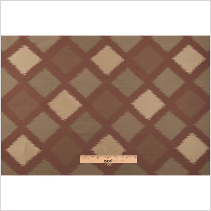 Tan and Red Double-Wide Diamond Woven Full