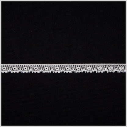 3/4 Off-White Fine Lace