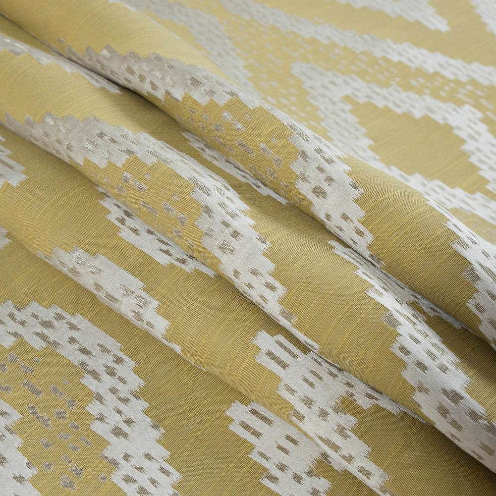 Zest Diamond Woven Cotton and Polyester Blend Folded