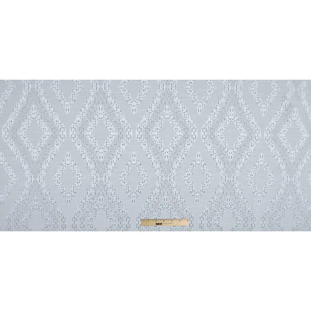 Dove Diamond Woven Cotton and Polyester Blend Full