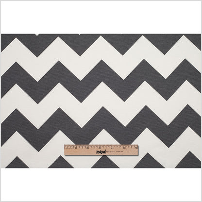Spanish Gray/White Geometric Poly-Cotton Woven Full
