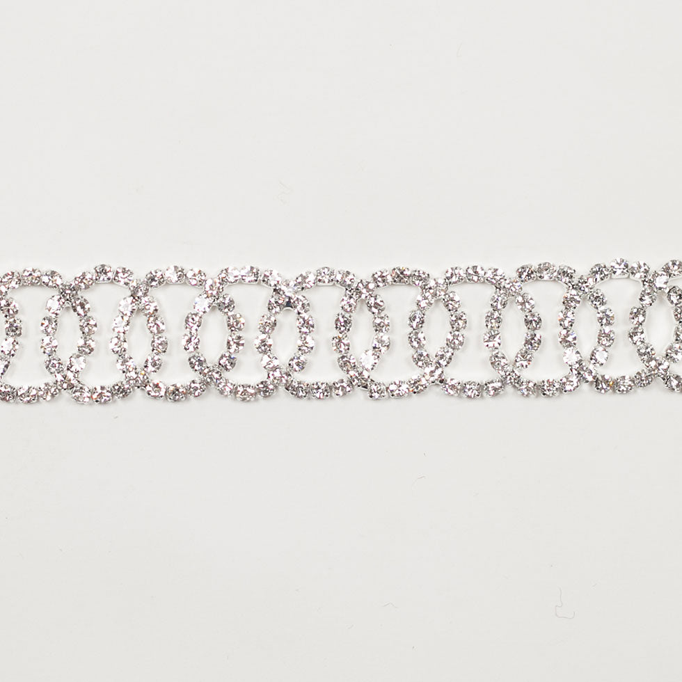 0.75 Silver Circular Rhinestone Trim - Detail