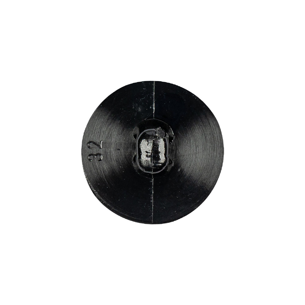 Metallic Green Button - 32L/20mm Detail