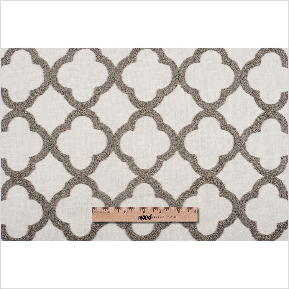 Shadow/White Classical Embroidered Linen-Like Polyester Full