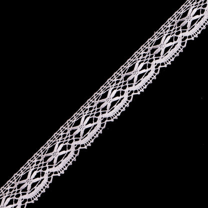 White Crochet Trim with Scalloped Edges - 0.75"