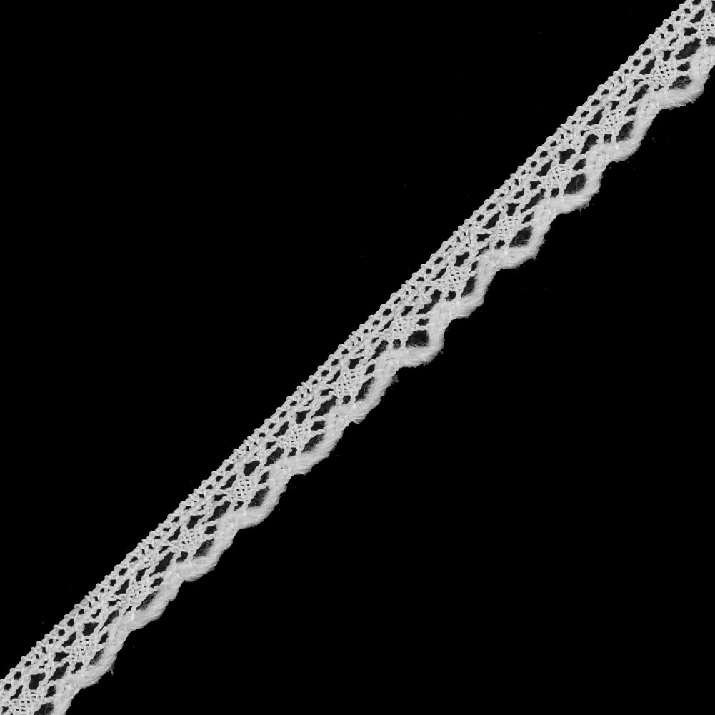White European Crochet Trim - 0.375" Detail