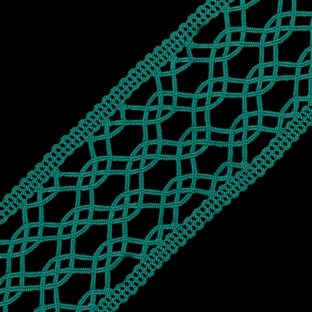 Kelly Green European Crochet Trim - 2.25 - Detail