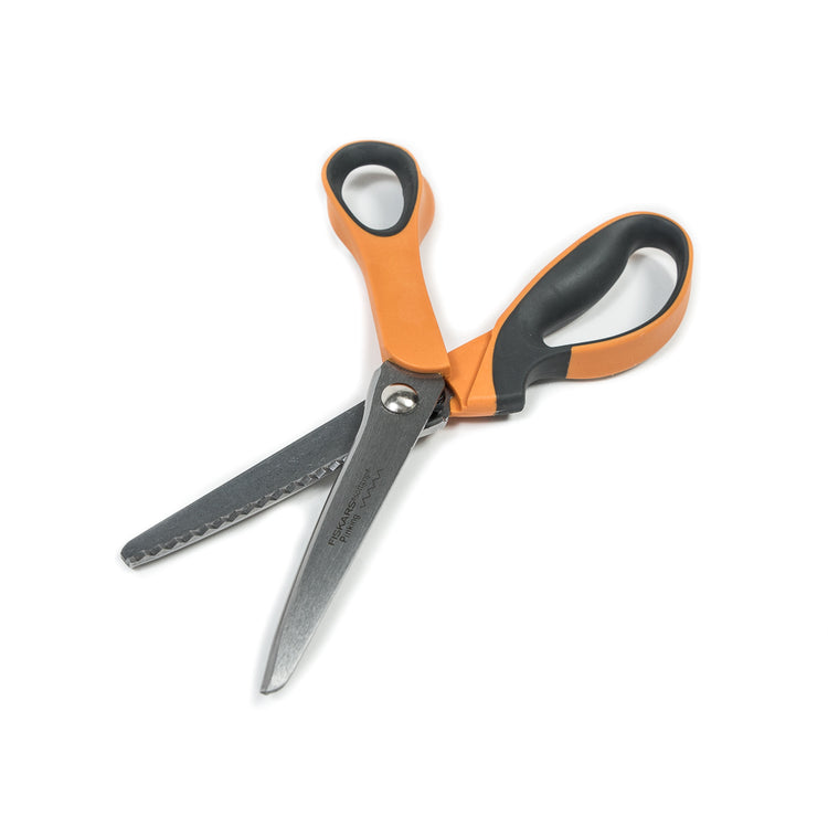 template--25130090922057__main-Fiskars Softgrip Pinking Shears - 8