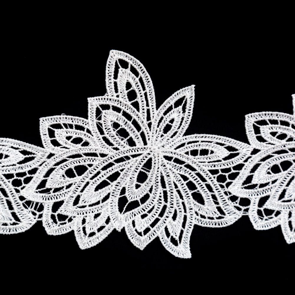 Fancy Ivory Floral Venise Lace Trim - 3.5 - Detail