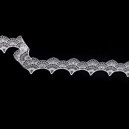 Fancy Ivory Scalloped Venise Lace Trim - 1.75