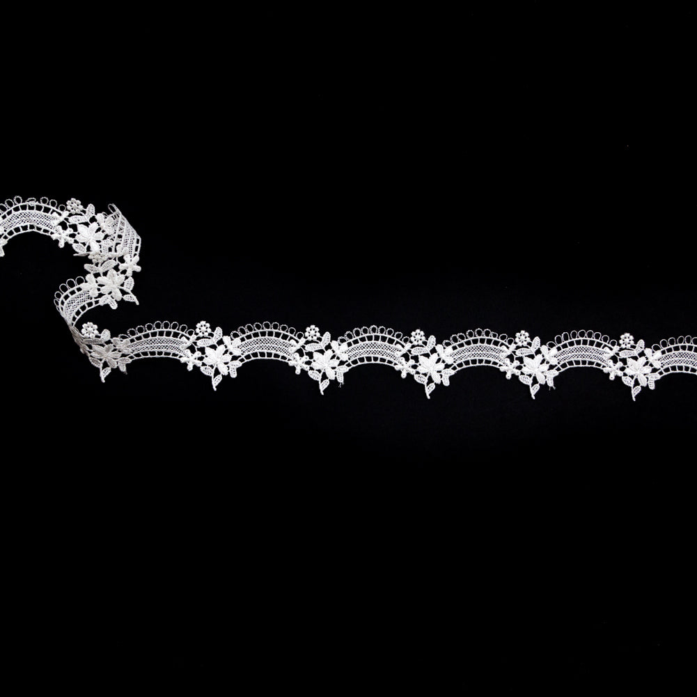 Fancy Ivory Floral Scalloped Venise Lace Trim - 1.5