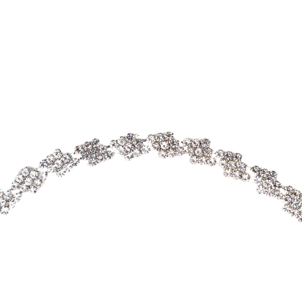 Italian Crystal and Silver Rhinestone Trim - 0.375 - Detail