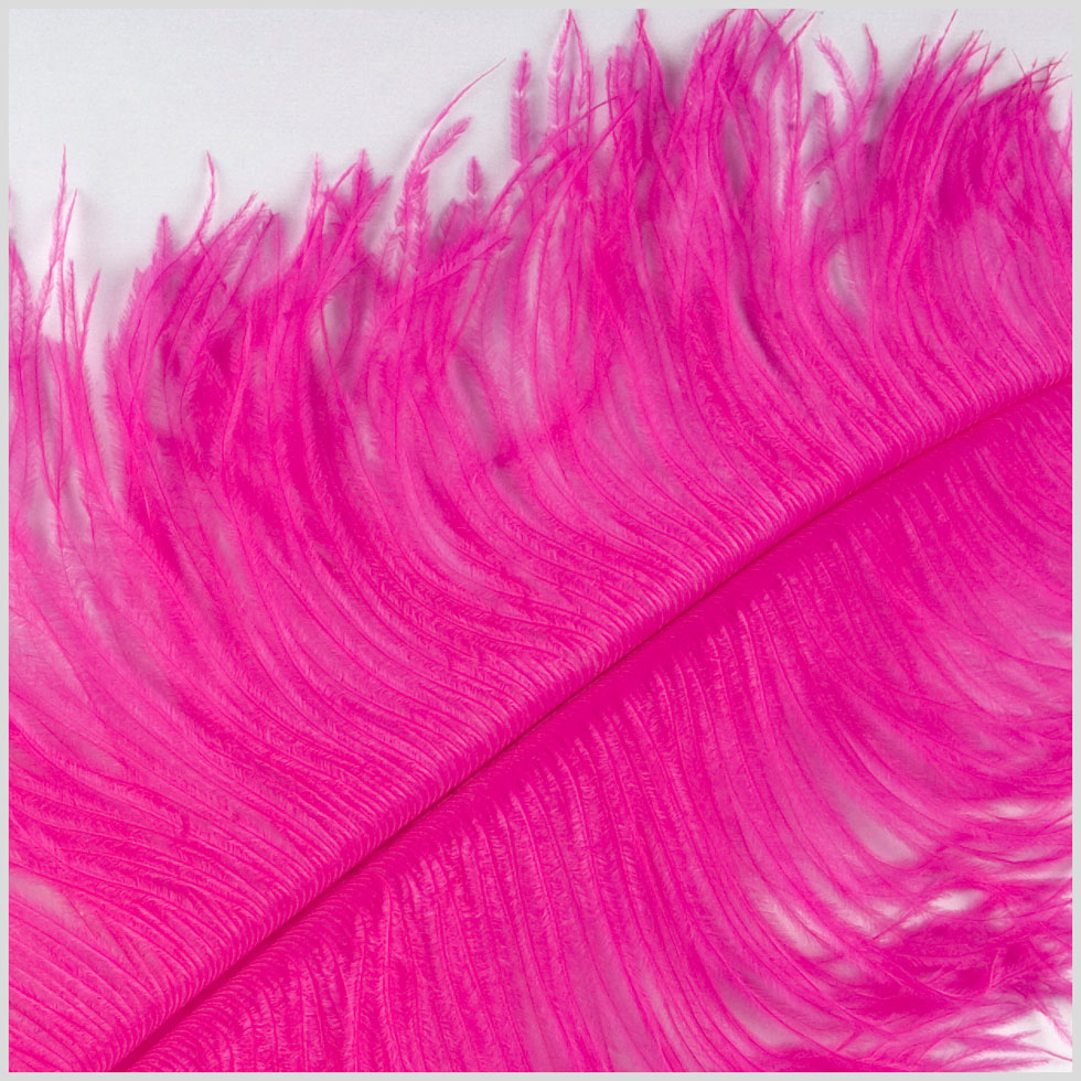 18-21 Hot Pink Ostrich Feather - Detail