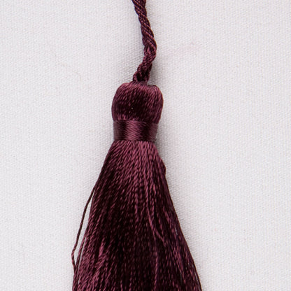 3.5 Eggplant Basic Tassel - Detail