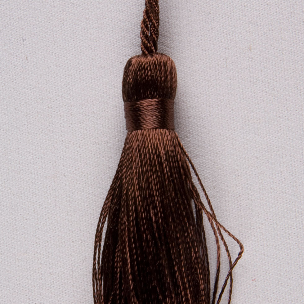 3.5" Chocolate Basic Tassel Detail
