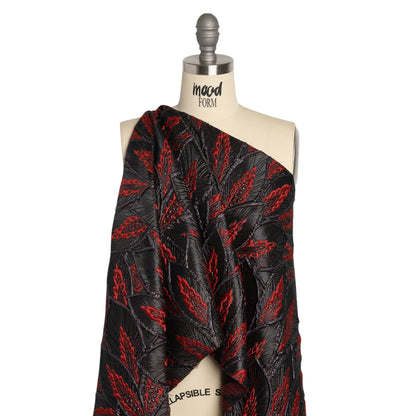 Metallic Black and Red Decorated Feathers Luxury Brocade - Detail