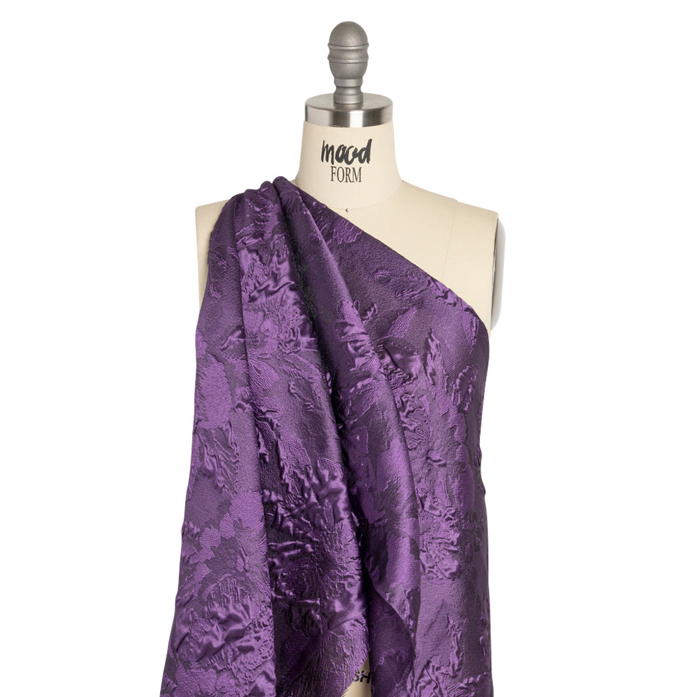 Luminous Purple Floral Lightweight Luxury Brocade Detail