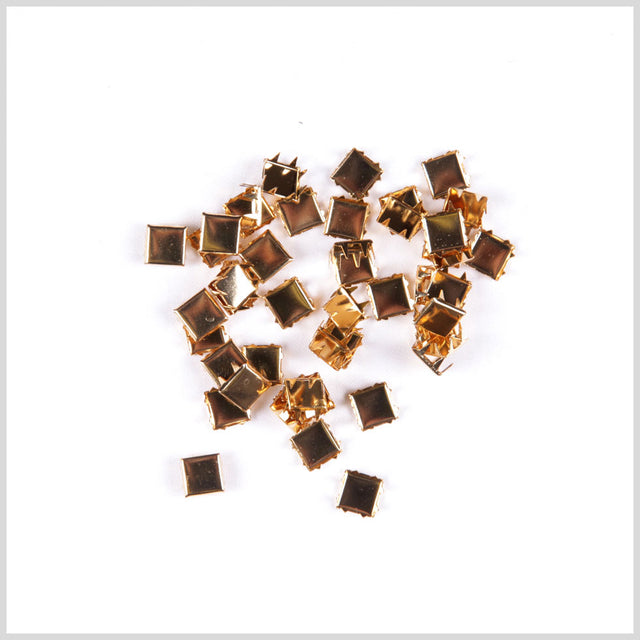 3/8 Gold Flat Naildheads