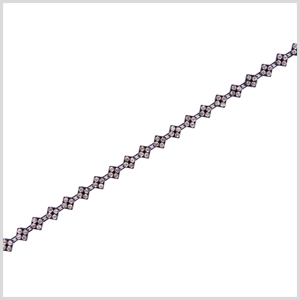 3.2mm Black/Crystal Plastic & Glass