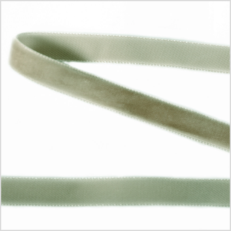 Light Green Single Face Velvet Ribbon - 0.375
