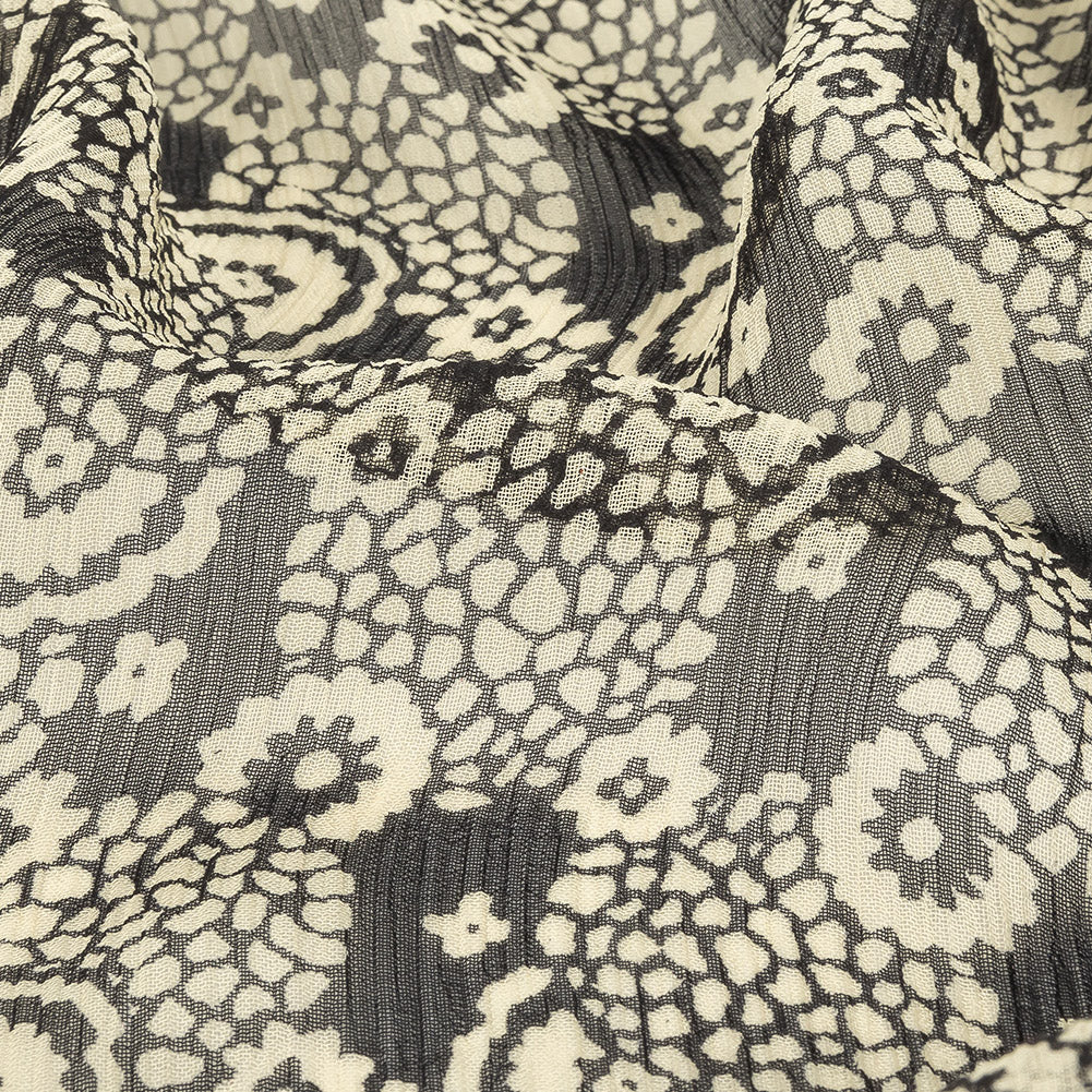 Famous NYC Designer Pewter and Bone White Abstracted Floral Crinkled Silk Chiffon - Detail