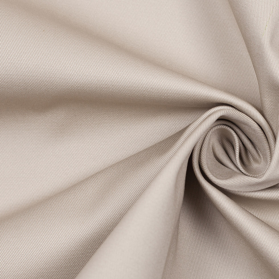 Italian Mother Goose Satin-Faced Stretch Cotton Twill