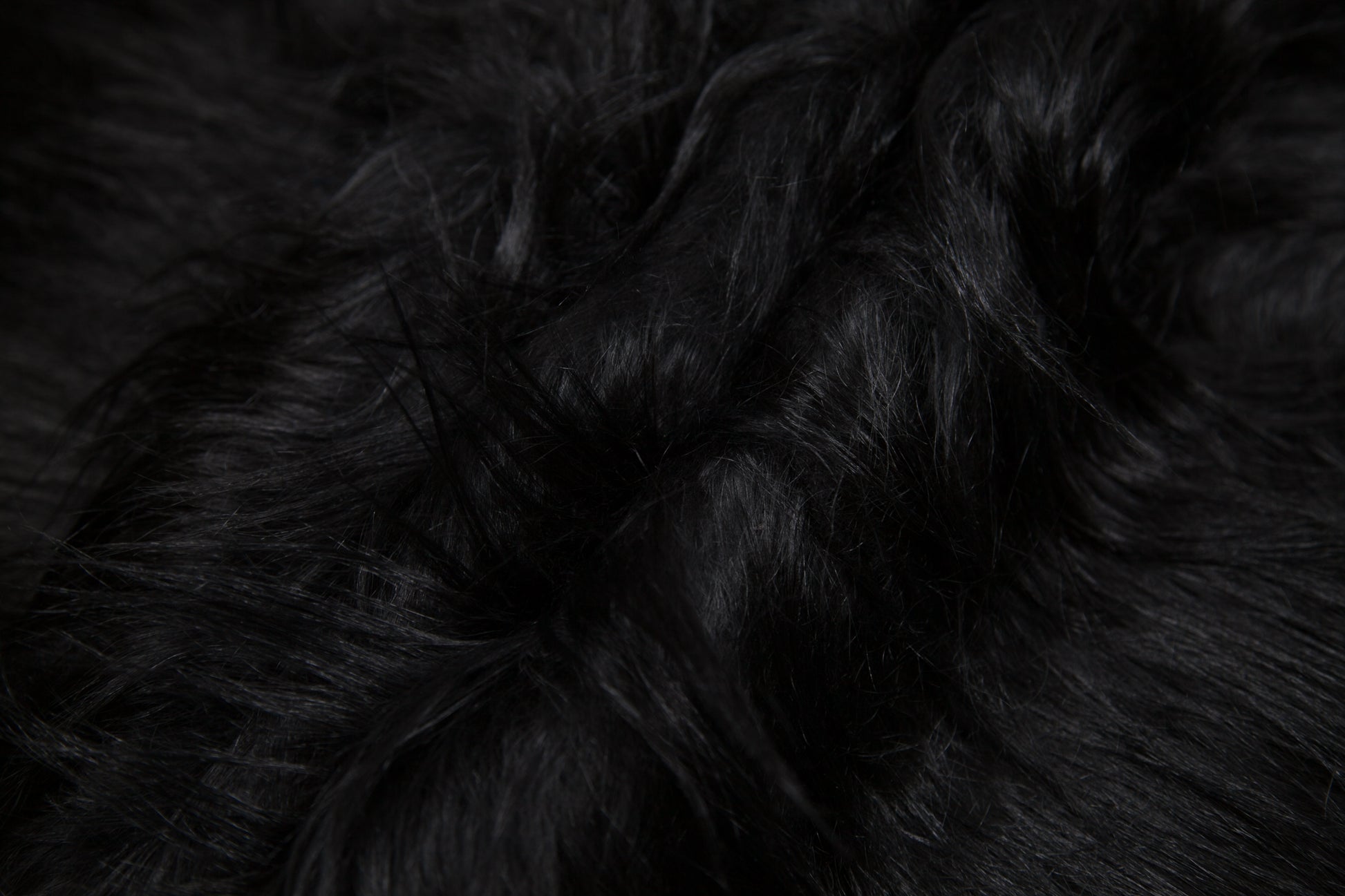Black Long Haired Goat Fur - Detail