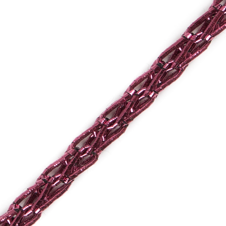 Metallic Magenta Crochet Chain - 0.125 - Detail