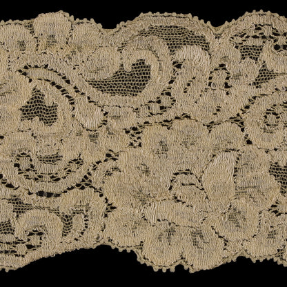 Pale Yellow Stretch Lace Trim - 3" Detail