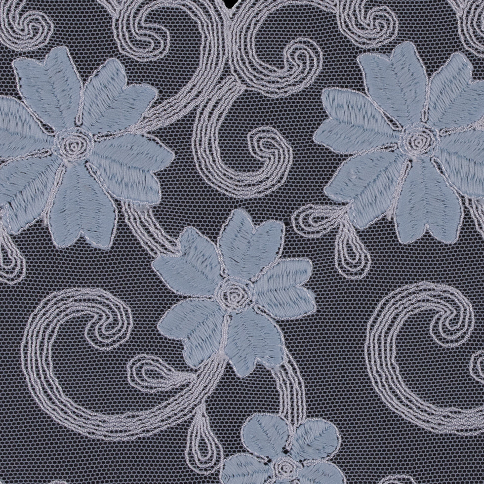 5.5" Blue and White Flower Emboidery on Mesh 5.5" Detail