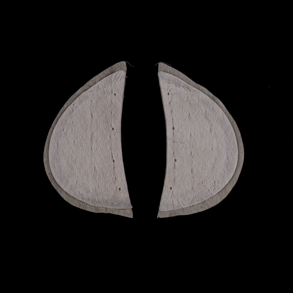 9 x 4.5 Pair Of White Shoulder Pads - Detail
