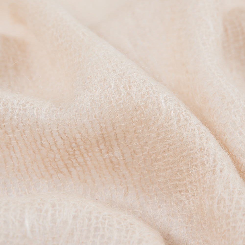 Bleached Sand Loosely Woven Mohair Detail