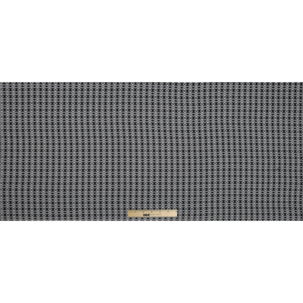 Black and White Diamond Woven Crepe Full