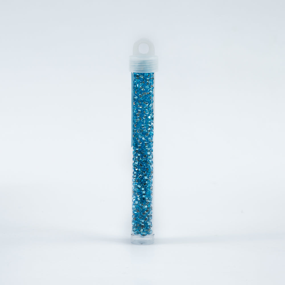 Silver Lined Aqua Czech Seed Beads - Size 6 Detail