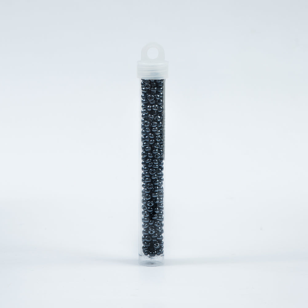 Metallic Gunmetal Czech Seed Beads - Size 6 - Detail