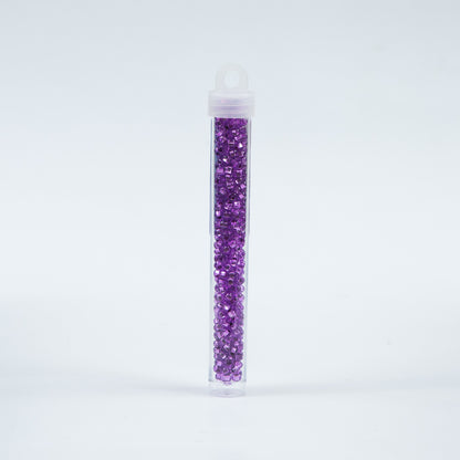 Silver Lined Mauve Czech Seed Beads - Size 6 - Detail