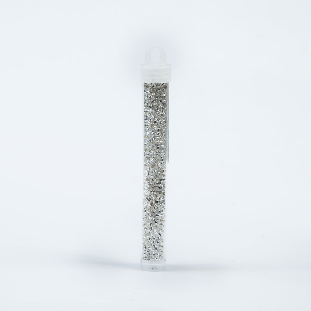 Silver Lined Clear Czech Seed Beads - Size 8 - Detail