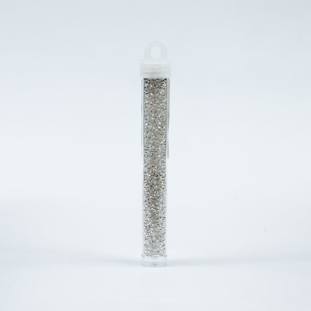Silver Lined Clear Czech Seed Beads - Size 10 Detail