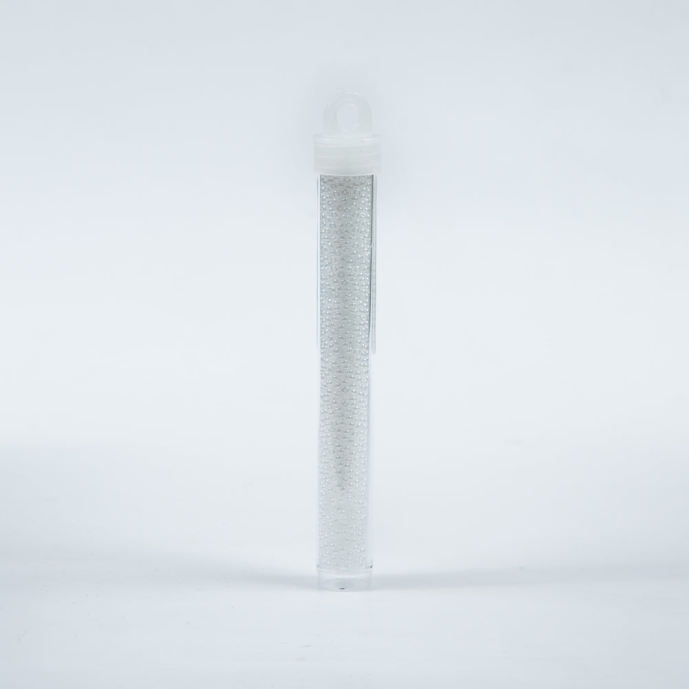 Pearl White Czech Seed Beads - Size 10 - Detail