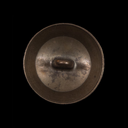 Antique Gold Metal Crest Shank Back Button - 40L/25.5mm Detail